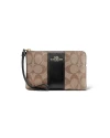 กระเป๋าคล้องมือ COACH CS602 CORNER ZIP WRISTLET IN SIGNATURE CANVAS (IMCBI)				