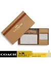 กระเป๋าสะพายข้างผู้หญิง COACH CN043 BOXED ANNA FOLDOVER CLUTCH CROSSBODY AND CARD CASE SET IN SIGNATURE CANVAS (SVRFI)