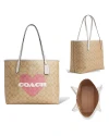 กระเป๋าสะพายไหล่ COACH CP052 CITY TOTE IN SIGNATURE CANVAS WITH HEART PRINT (IMOTV)